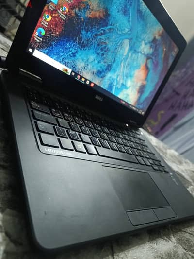 لاب توب ديل للبيع كور اى 5 جيل 5 الجهاز زيرو Dell E7250