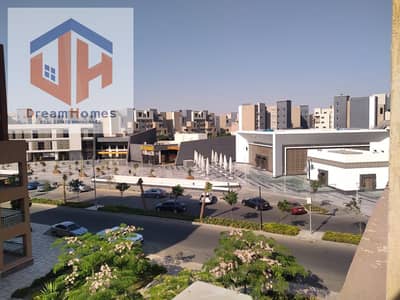 للتمليك شقه b8 موقع متميز