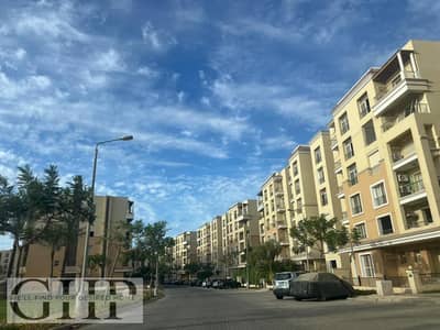 دوبلكس 4 غرف نوم بموقع مميز للبيع في سراي مدينة المستقبل Sarai Mostakbal City