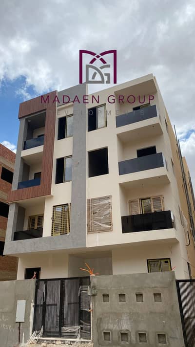 Apartment in New October, Northern Expansions