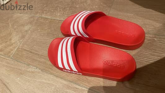 new adillete shower slide size 8US