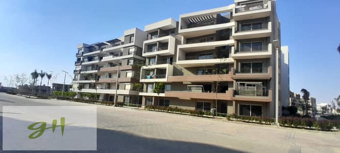 Ready Apartment Bahary Open View Overlooking Landscape for Sale in Palm Hills New Cairo