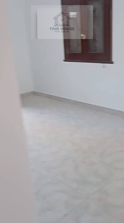 Apartment for rent next to Tivoli Heliopolis and Omar Ibn Al-Khattab Street, bargain price, old meters