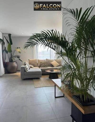 Fully finished apartment for sale in Saada Compound, on the Suez Road, minutes from 90th Street and near AUC and Al Rehab.