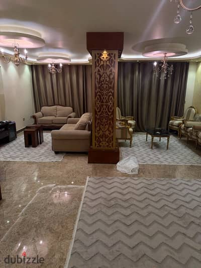 Water-stained furnishing air conditioner 150 m 3 rooms and reception 2 q near Kidan Zewail