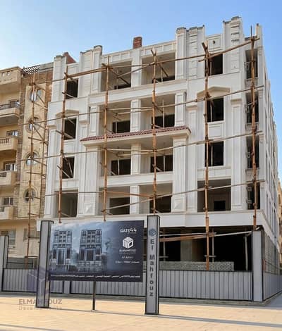 محل تجاري 60 م للبيع في الهضبة الوسطى على شارع الجامعة الحديثة مباشرة