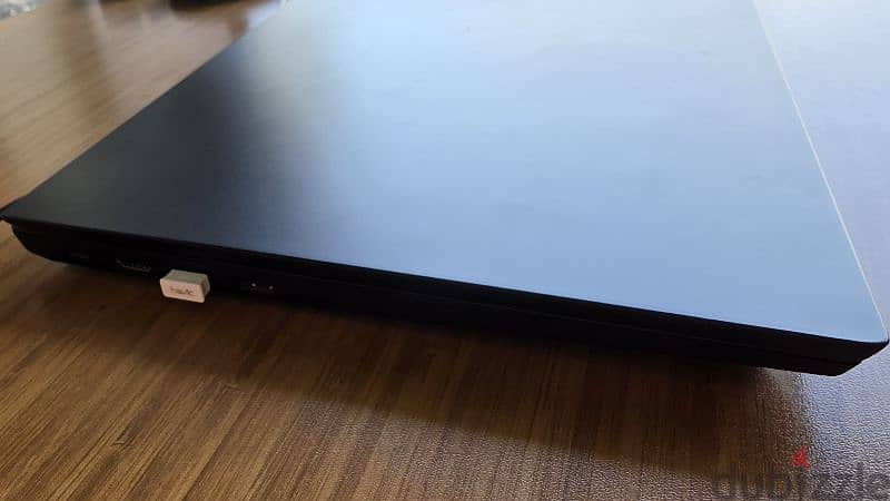 Lenovo  Thinkpad  E490 1