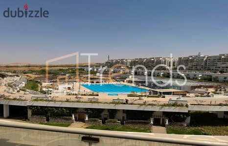 شقة دور ثانى (على النادى مباشرة) متشطبة بالكامل 175 متر (3 غرف نوم) للبيع في كمبوند ماونتن فيو اى سيتى التجمع الخامس!