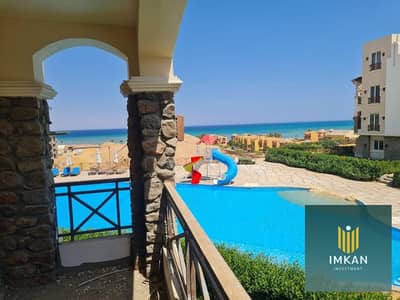 Finished chalet for sale at Blue Blue, Ain Sokhna (on the Zafarana Road), featuring a direct sea view and a long-term installment plan.