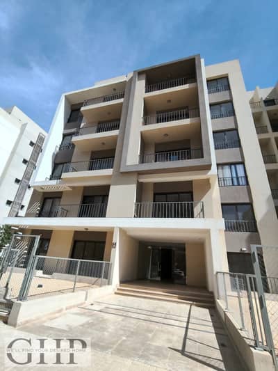 Apartment with Garden Fully finished with AC's for Sale Fifth Square - Al Marasem Apartment with Garden Fully finished with AC's for Sale Fifth Square - Al Marasem