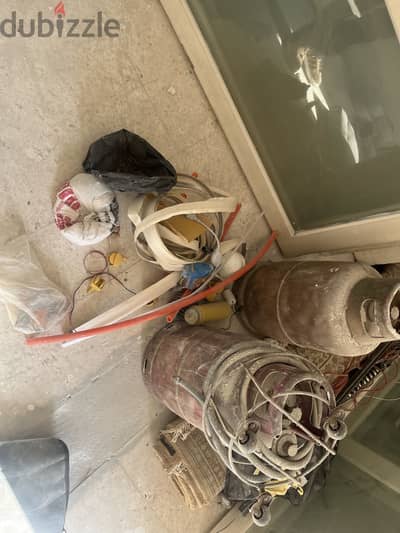 ٢ انبوبة غاز