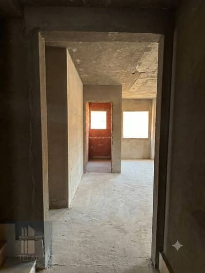 Apartment for Sale Immediate Delivery in Installments on Main University Street