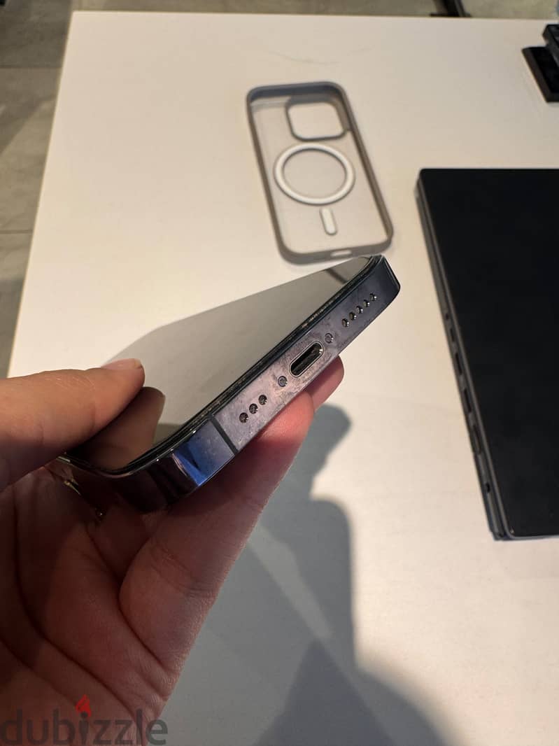 iPhone 14pro Used like new 2