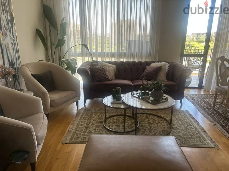 Sofa + 2 Chairs 1