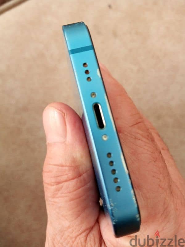 iphone 13 waterproof 3