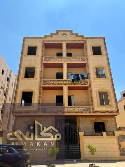 فرصه للاستثمار او للسكن في الحي المتميز في مدينه بدر شقه ور اول 140 تاني نمره من الحزام الاخضر ؛ خطوات لمول مصر
