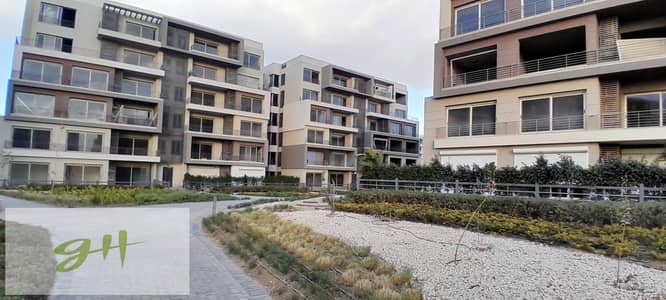 شقة مع جاردن كبيره  جاهزة للاستلام للبيع في بالم هيلز، القاهرة الجديدة Palm Hills New Cairo