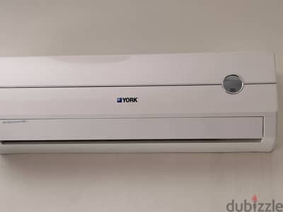 تكييف YORK سبليت 1.5 حصان بحالة ممتازة للبيع