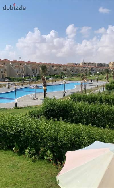فيلا للايجار فى ستيلا هايتس على حمام السباحه