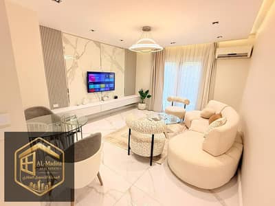 شقة بحاله اول سكن تشطيب و فرش فندقي للايجار بالرحاب