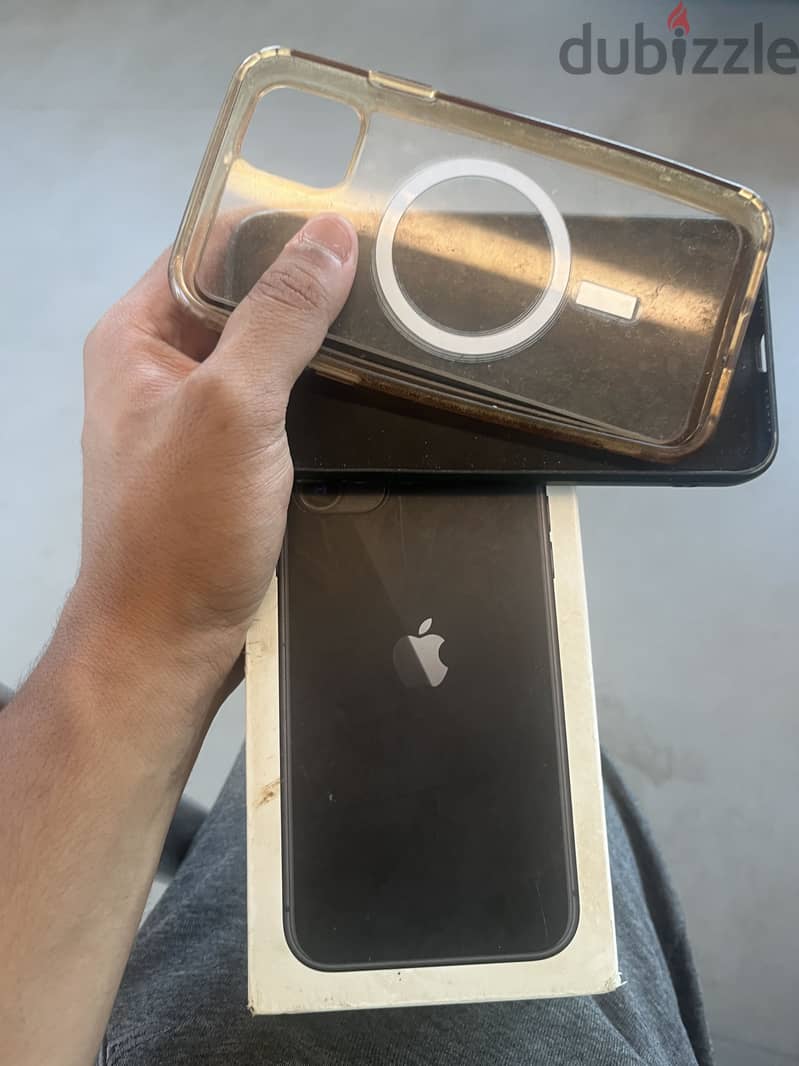 Apple - iPhone 11 1