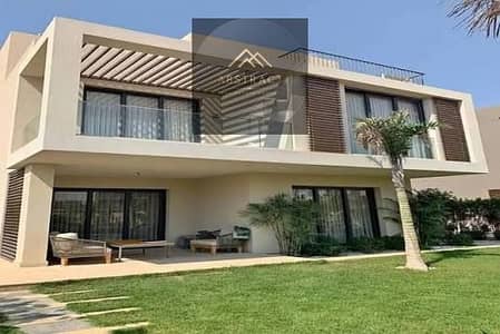 ليه تشتري على الورق وتستنى سنين، لما ممكن تشوف بيتك قدام عينك وتسكن فيه على طول لانه جاهز و متشطب في اميز منطقه ف القاهرة الجديدة ؟
