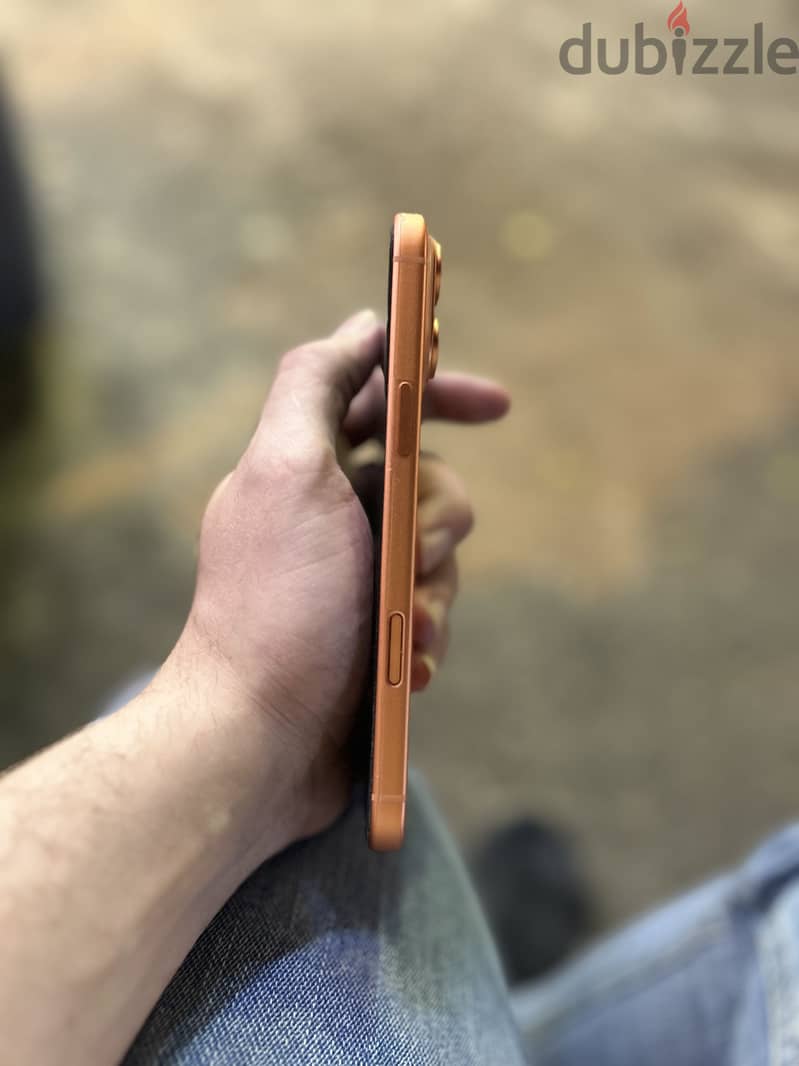 Apple - iPhone 17 Pro Max 5