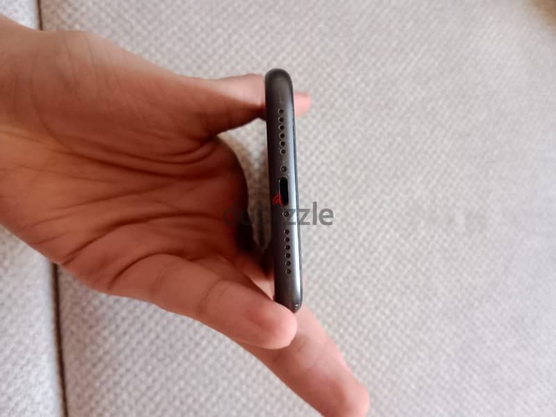 Apple - iPhone 11 1