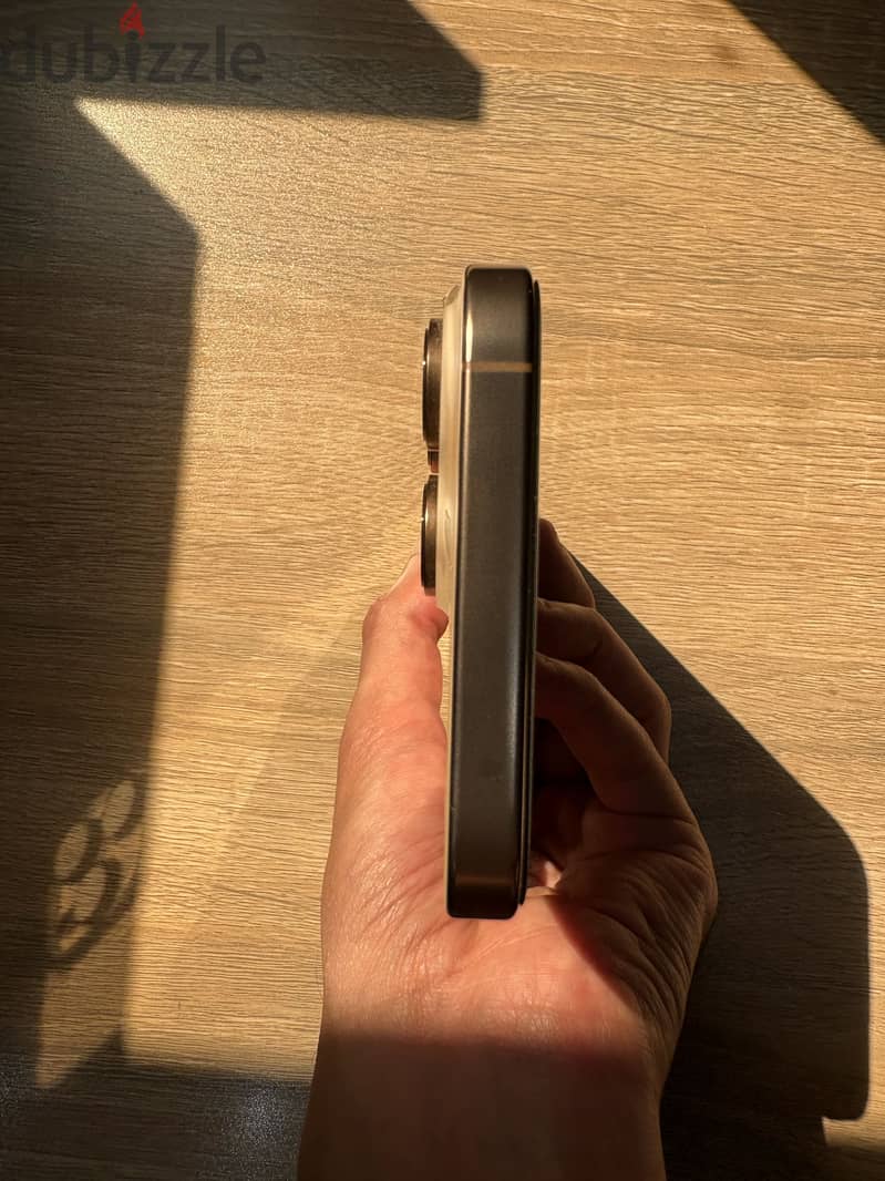 Apple - iPhone 16 Pro Max 3