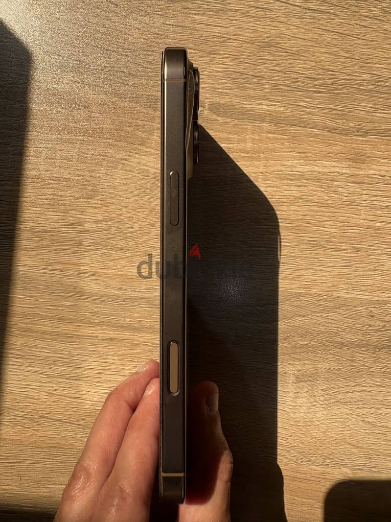Apple - iPhone 16 Pro Max 5