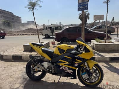 هوندا ٩٥٤