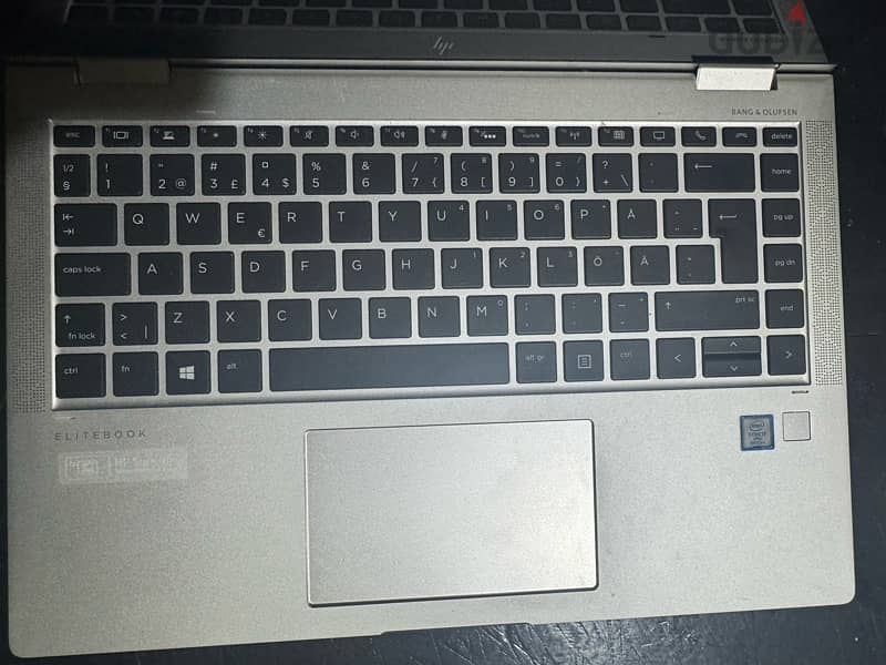 HP ELITEBOOK core i7 2
