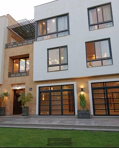 Luxury Villa for Sale in Sodic Westown, Sheikh Zayed | Immediate Delivery An exceptional opportunity to own a luxury villa