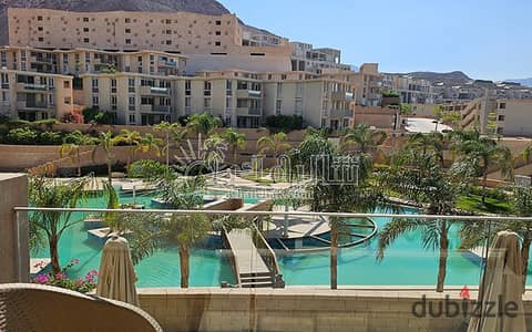 شاليه للبيع مفروش ومجهز بالاجهزة والتكييفات فيو بحر وحمام سباحة | المونت جلالة العين السخنة