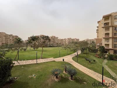 Apartment for rent in Madinaty 211 meters wide garden view