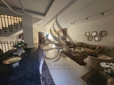 town house middle for sale in Villino new cairo prime location under market price fully finished