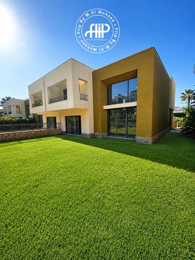 Townhouse Loft For Sale In Westown  Corner Unit