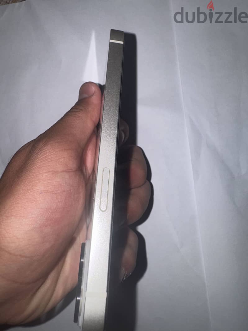 Apple - iPhone 13 5