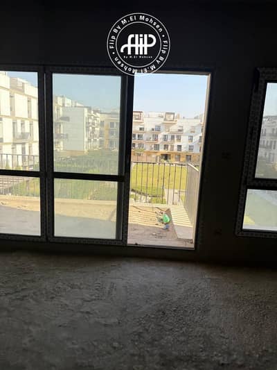 Under Market Price Apartment For Sale In Courtyard