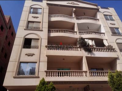 شقه للايجار فى النرجس عمارات 180متر شارع مصطفى النحاس