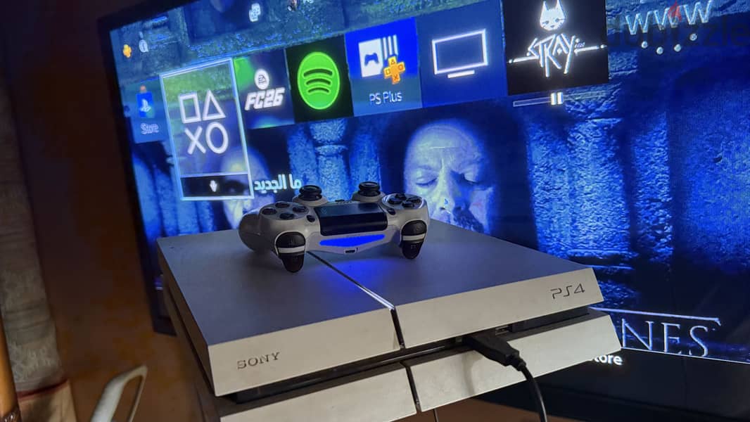 Playstation 4 (white) edition / PS4 1
