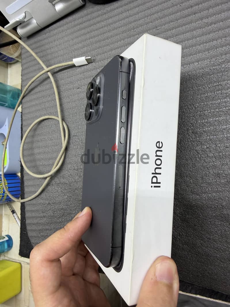 iPhone 15 Pro 256GB 2