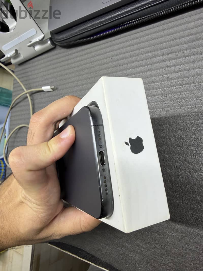 iPhone 15 Pro 256GB 3