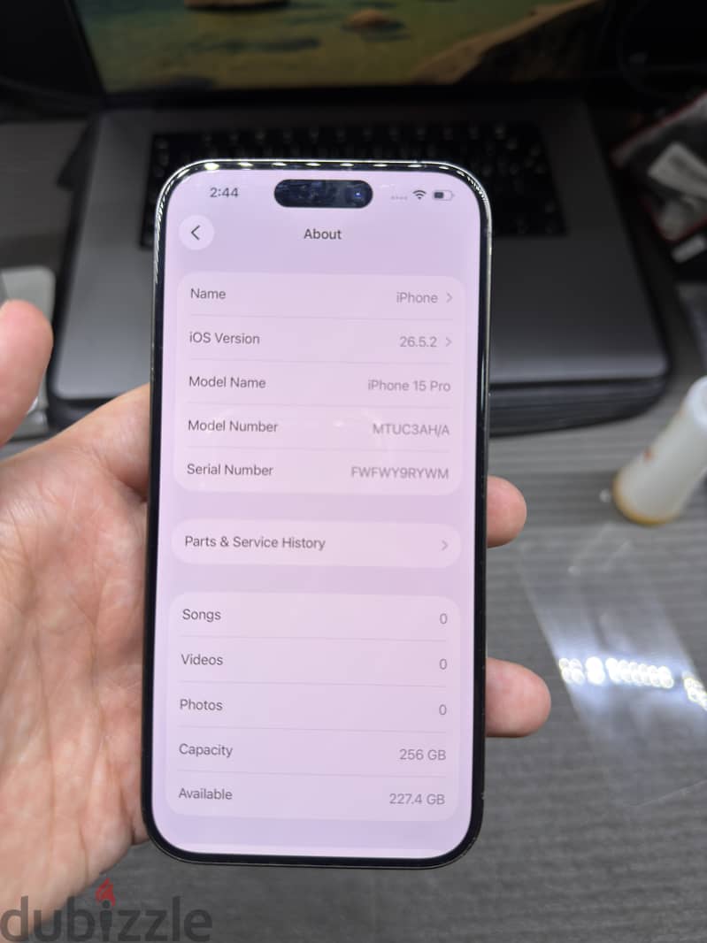 iPhone 15 Pro 256GB 7