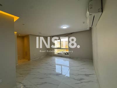 Apartment for Rent Finishing with Kitchen and ACs in MV I City