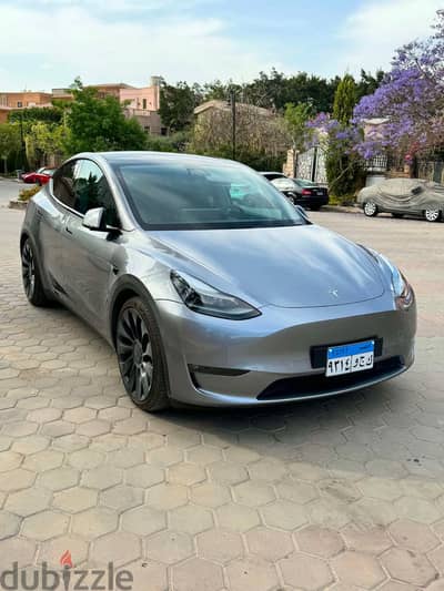 Tesla Model Y 2023