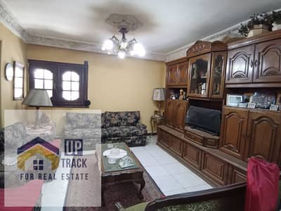 شقة للبيع في الزمالك – 130 متر، غرفتان، بلكونة بسعر مميز