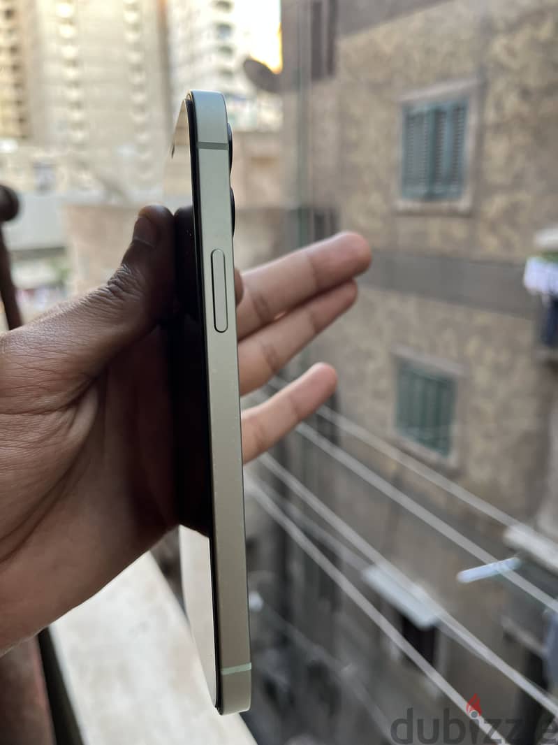 Apple - iPhone 12 3