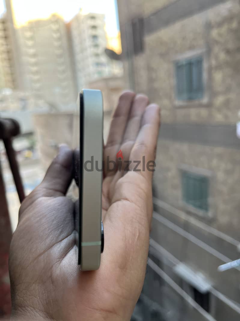 Apple - iPhone 12 4