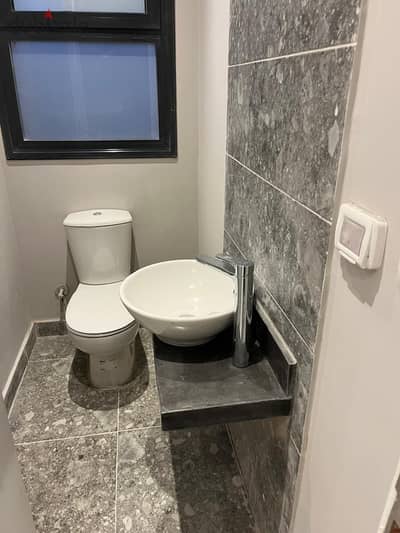  Apartment for Rent – Village West, Sheikh Zayed